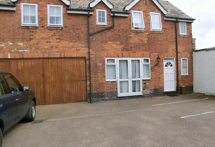 Отель The Gungate