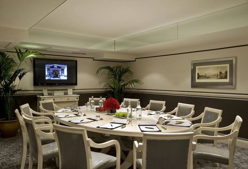 酒店 The Montague On The Gardens