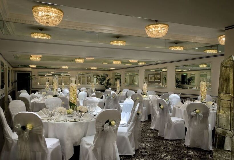 酒店 The Montague On The Gardens