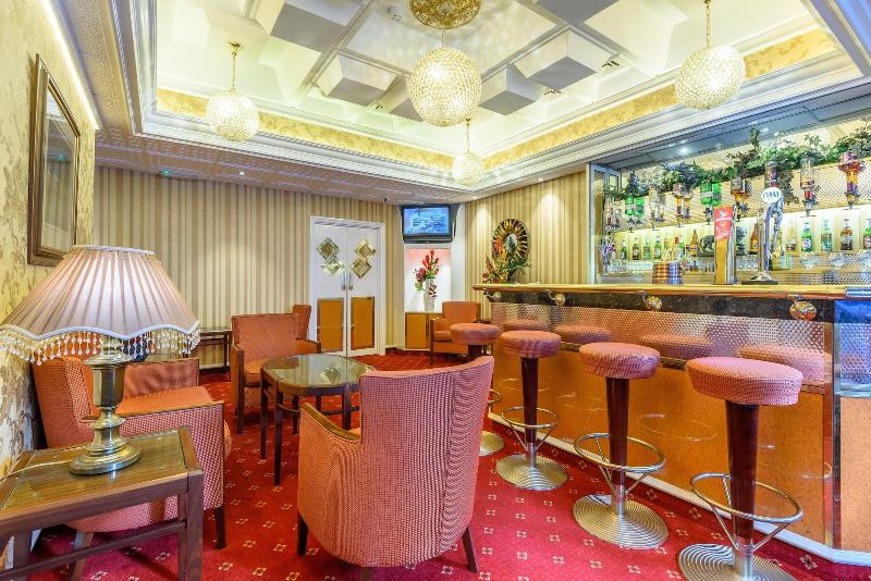 ホテル The Montana