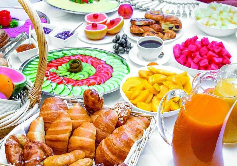 ホテル The Montana