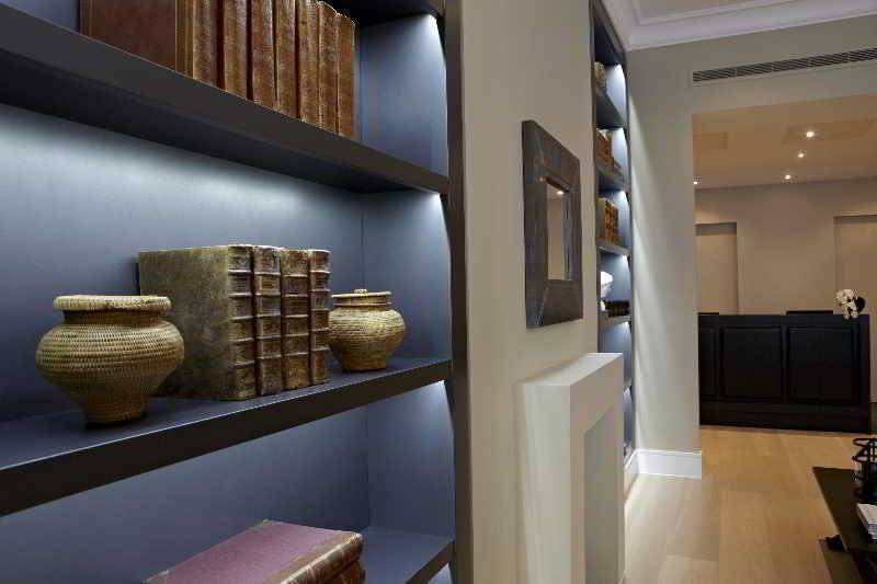 Отель The Resident Kensington