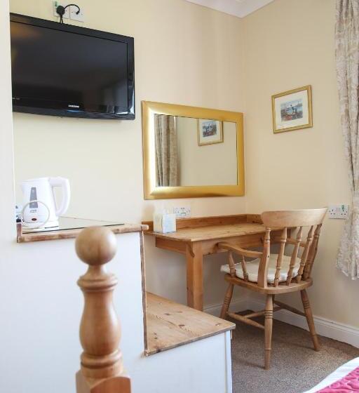 בית מלון כפרי The Seacliffe   Whitby