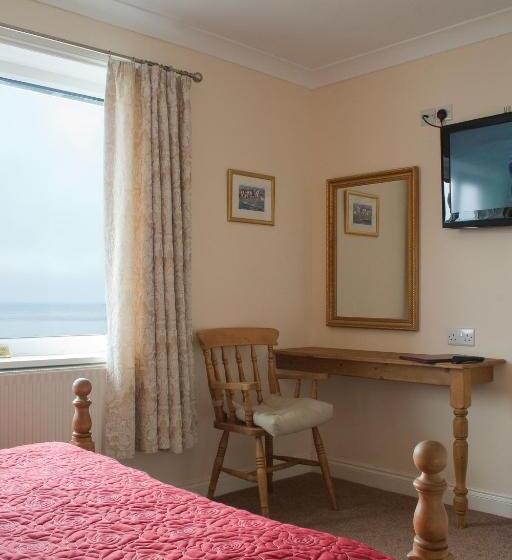 בית מלון כפרי The Seacliffe   Whitby