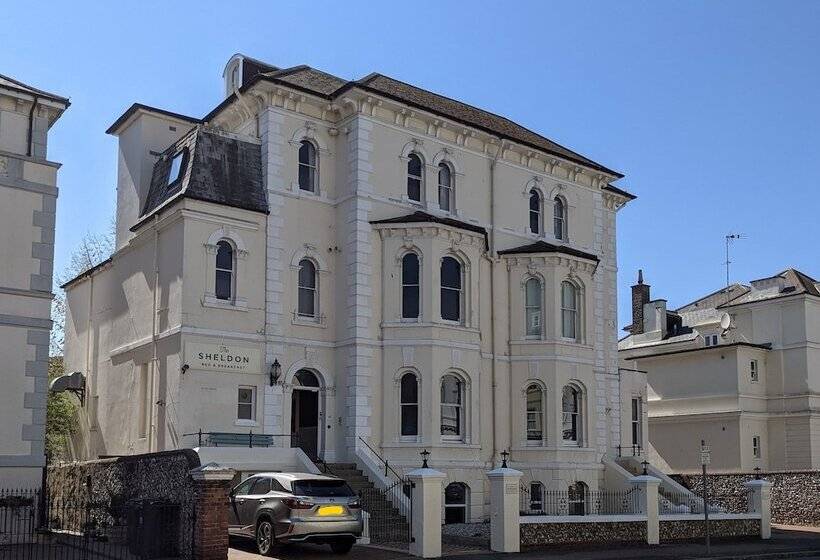 ホテル The Sheldon B&b   Free Private Parking