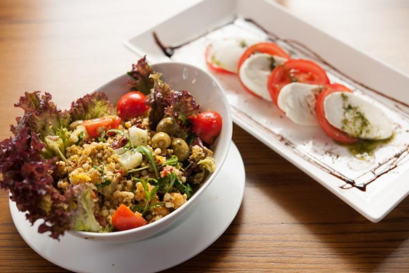 Отель The Stronlossit Inn