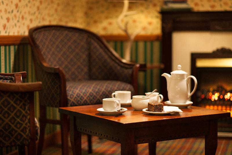 Отель The Stronlossit Inn