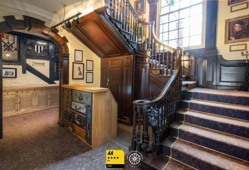 The Tudor House Hotel, Tewkesbury, Gloucestershire