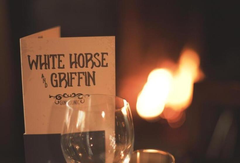 호텔 White Horse & Griffin