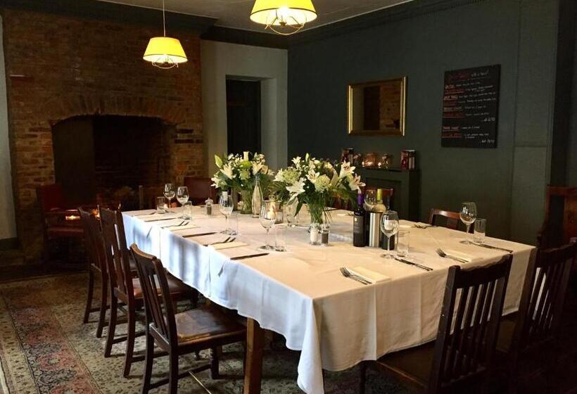 호텔 White Horse & Griffin