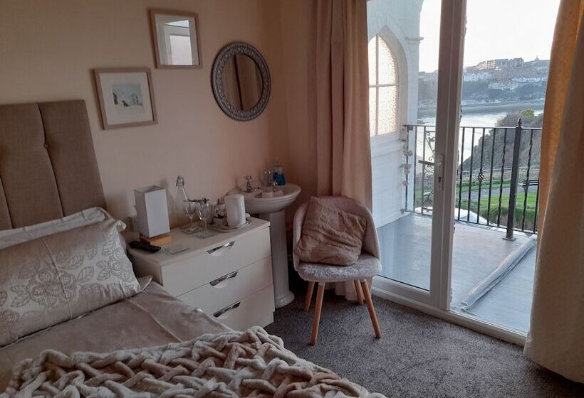 ホテル Tregella Guest House