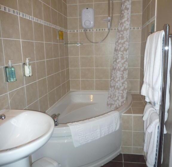 Отель Varley House