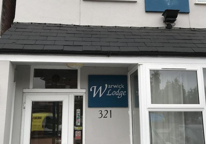 호텔 Warwick Lodge