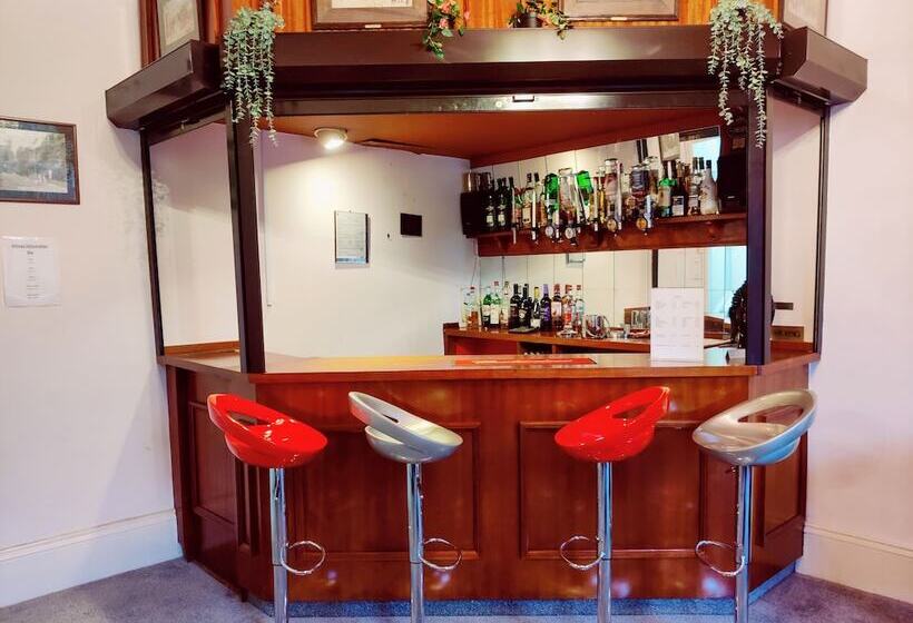 호텔 Wentworth House   Free Parking