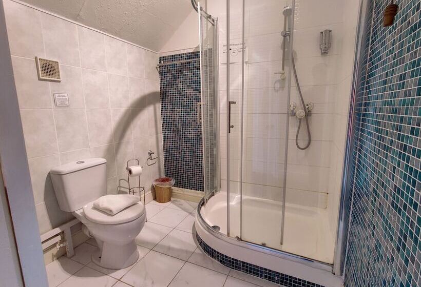 호텔 Wentworth House   Free Parking