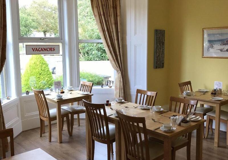 酒店 West End Guest House