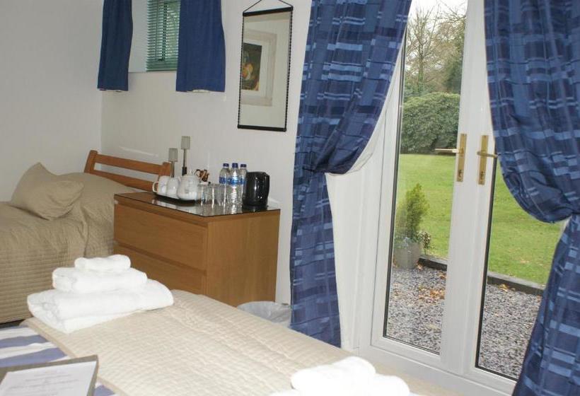 Отель Woodacre B & B