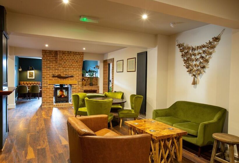 ホテル Woodfalls Inn