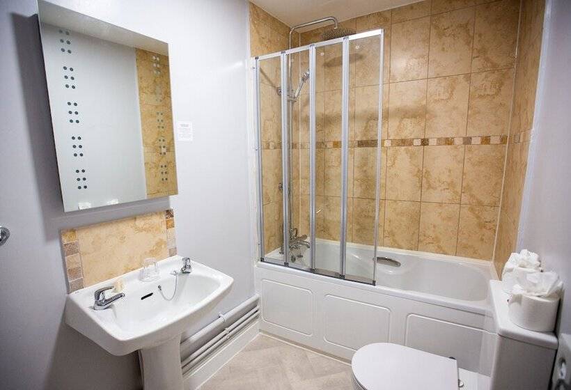 ホテル Woodfalls Inn