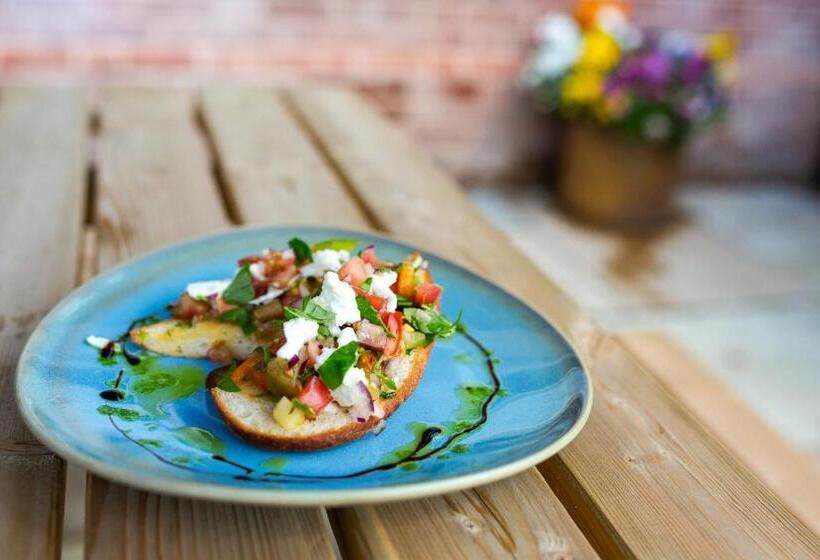 ホテル Woodfalls Inn