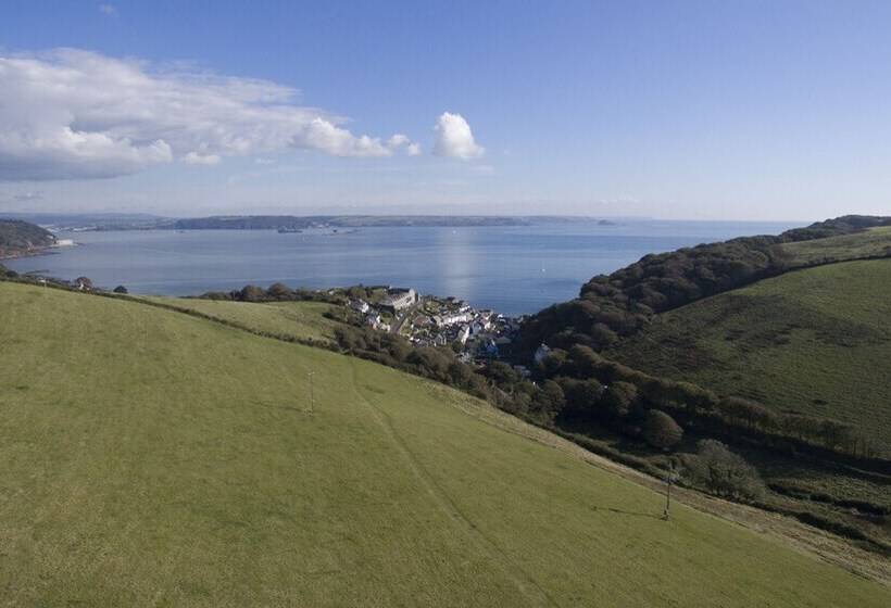 هتل Wringford Cottages