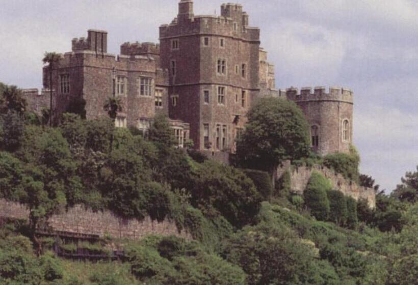 בית מלון כפרי Yarn Market