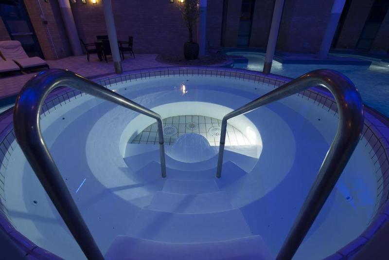 אתר נופש Gloucester Robinswood Hotel, Bw Signature Collection