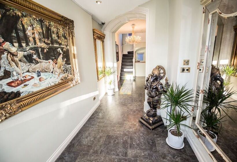 The Peacock Townhouse Hotel Kenilworth   Warwick