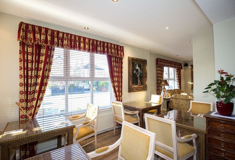 The Peacock Townhouse Hotel Kenilworth   Warwick