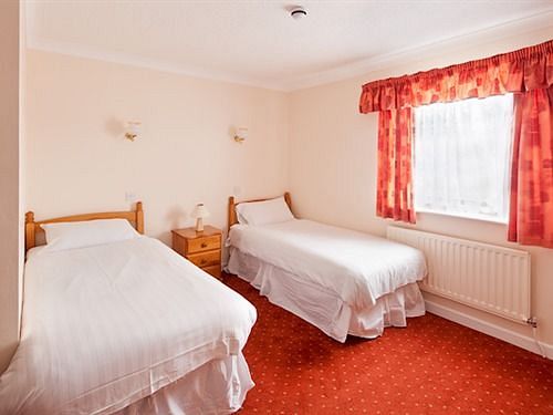 The White Rose Hotel