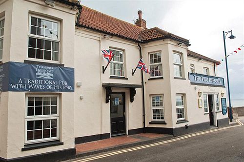 Отель The Two Lifeboats