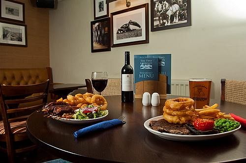 Отель The Two Lifeboats