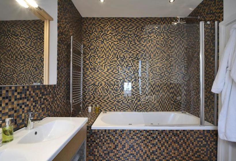 Zanzibar International Hotel