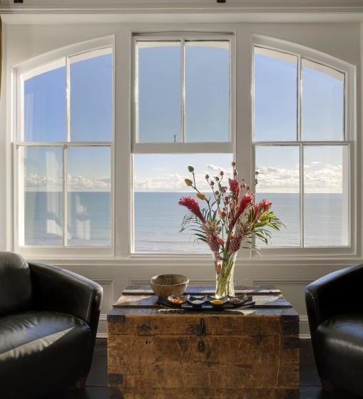 Zanzibar International Hotel