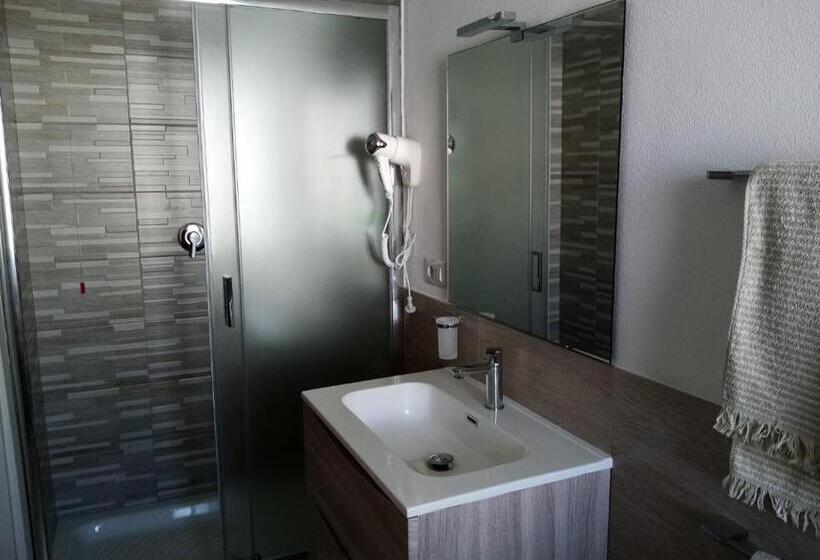 بنسيون Affittacamere Alisso