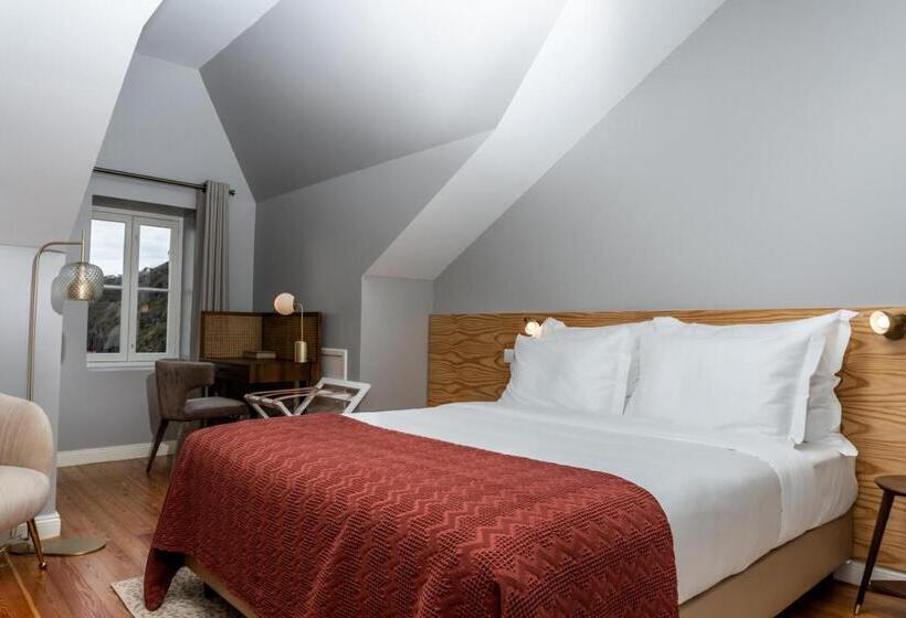 Отель 1905 Zino's Palace