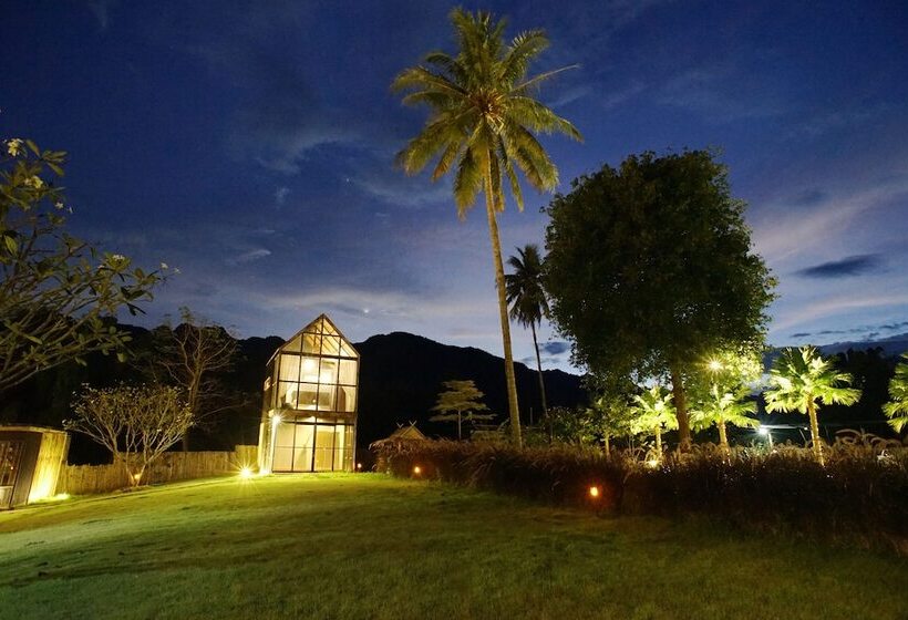 호텔 The River Life Resort