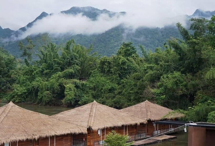 호텔 The River Life Resort