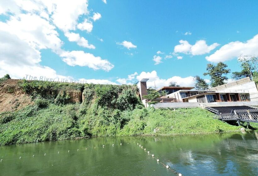 호텔 The River Life Resort