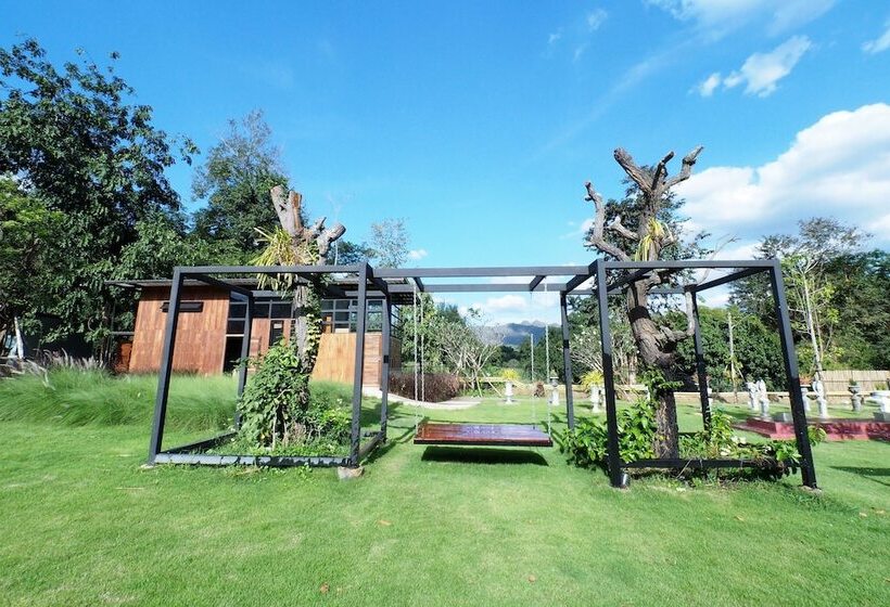 호텔 The River Life Resort