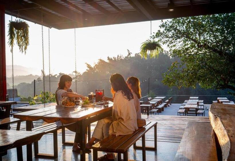 호텔 The River Life Resort