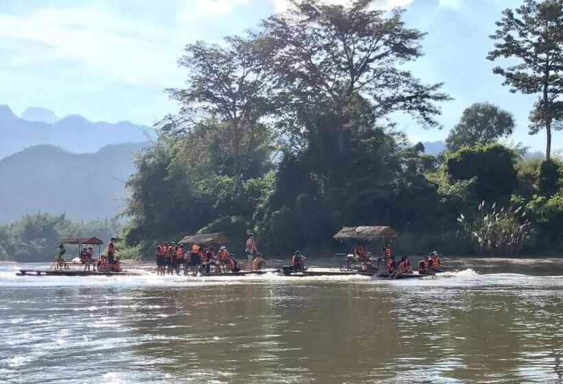 هتل The River Life Resort