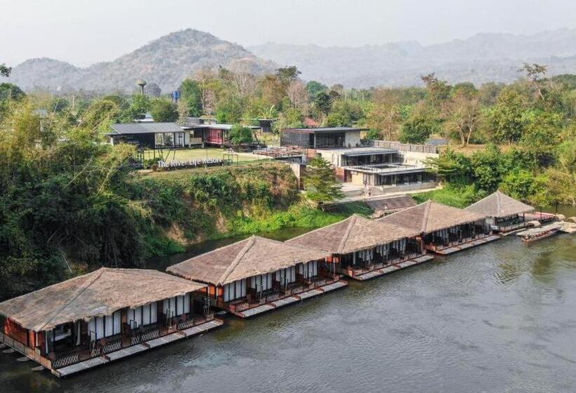 호텔 The River Life Resort