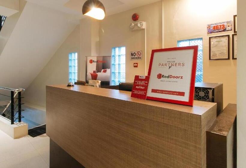 هاستل Reddoorz @ Golite Old Albay