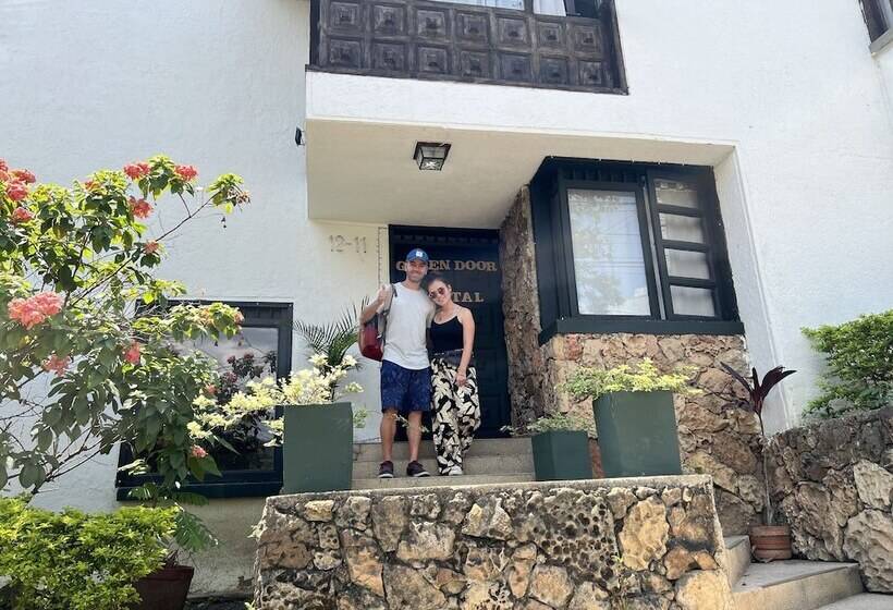 Green Door Boutique   Hostel