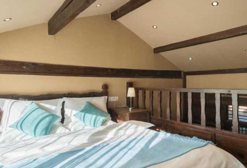 簡易ホテル Floral Hotel · He Lu Ju Lijiang