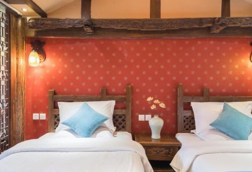 簡易ホテル Floral Hotel · He Lu Ju Lijiang