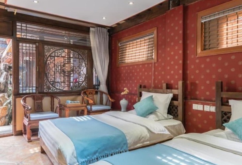 簡易ホテル Floral Hotel · He Lu Ju Lijiang