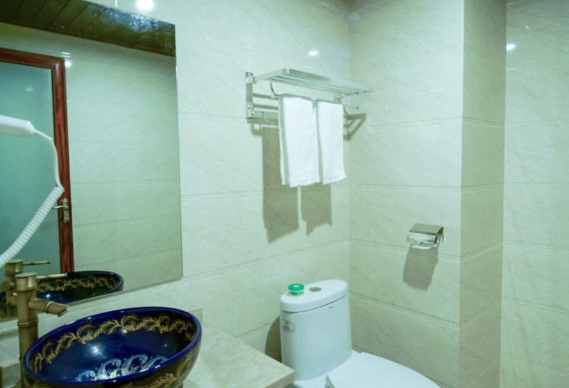 فندق فئة نجمة واحدة Floral Hotel · Spring Guesthouse Zhangjiajie