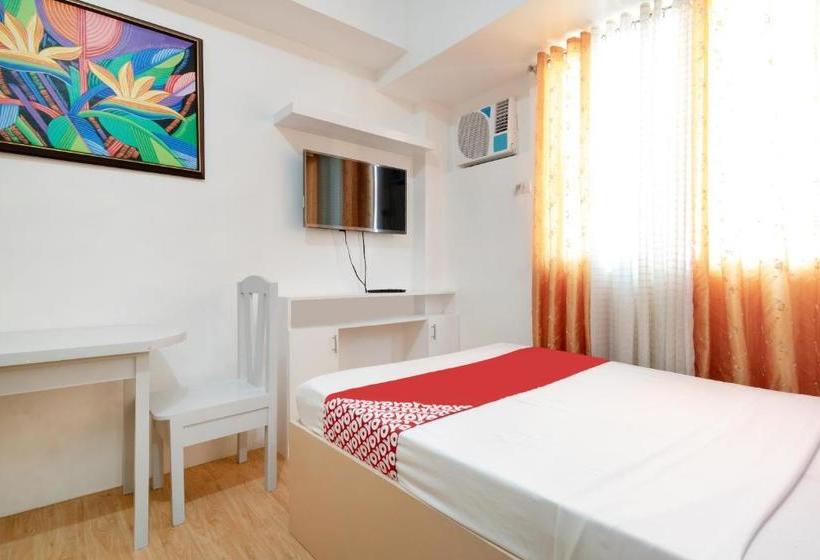 בית מלון כפרי Amaia Skies Avenida By Oyo Rooms